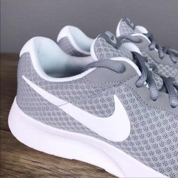 🔆 LAST PAIR!🔆NEW Nike Tanjun Training Grey - Picture 5 of 7